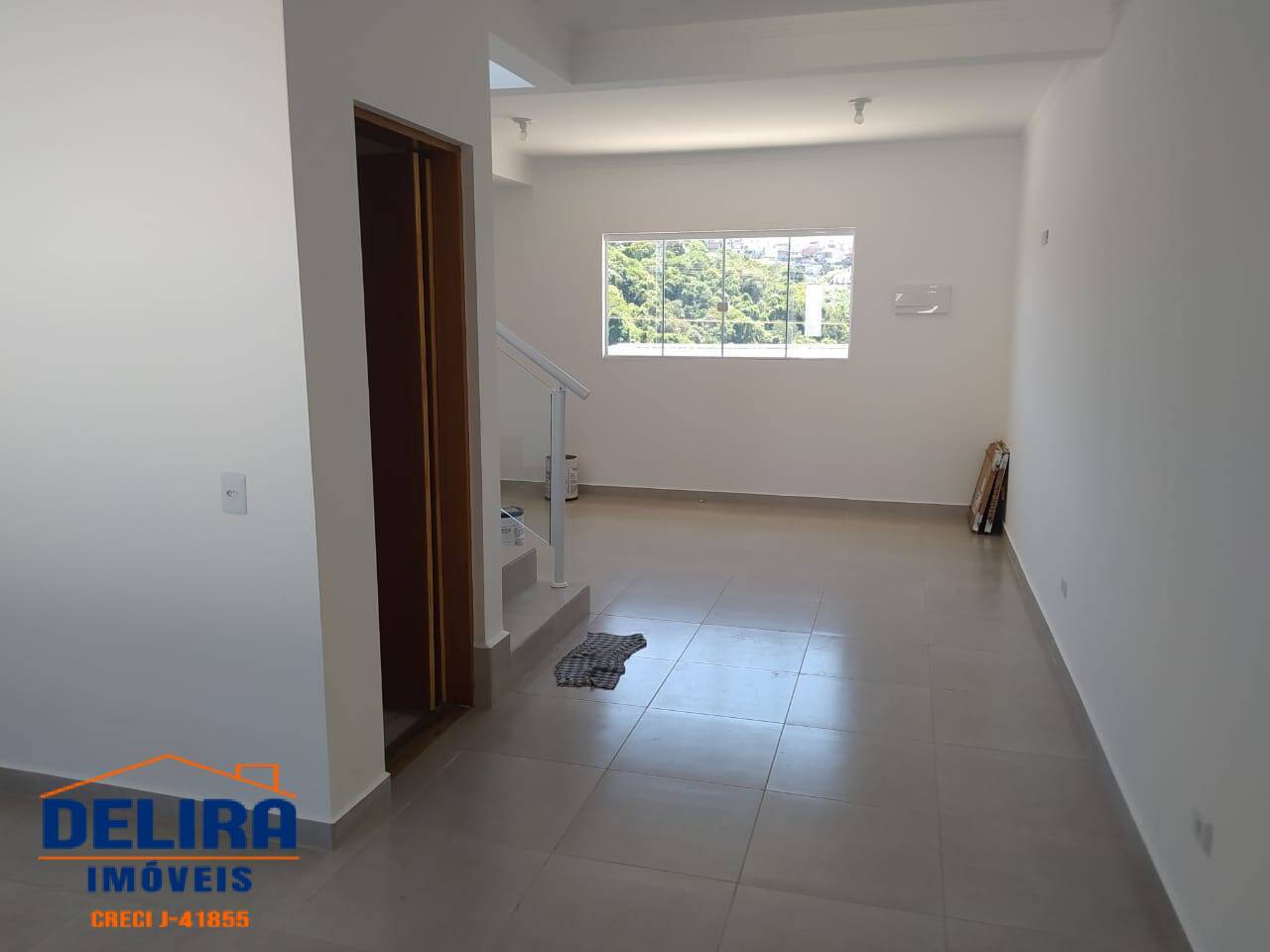 Casa à venda com 2 quartos, 80m² - Foto 9