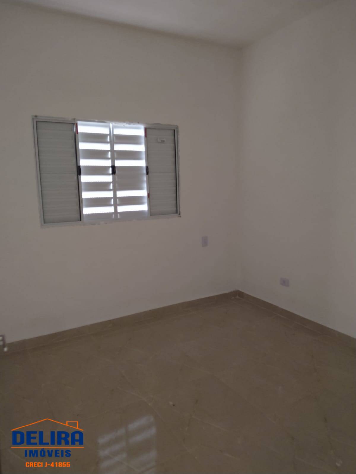 Casa à venda com 3 quartos, 110m² - Foto 10