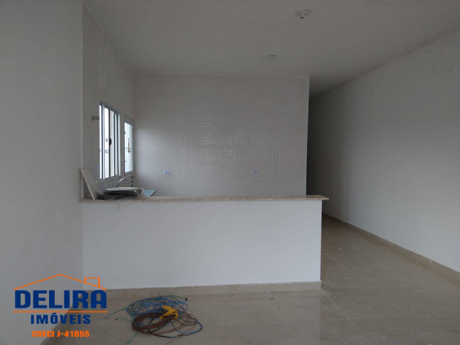 Casa à venda com 3 quartos, 110m² - Foto 14