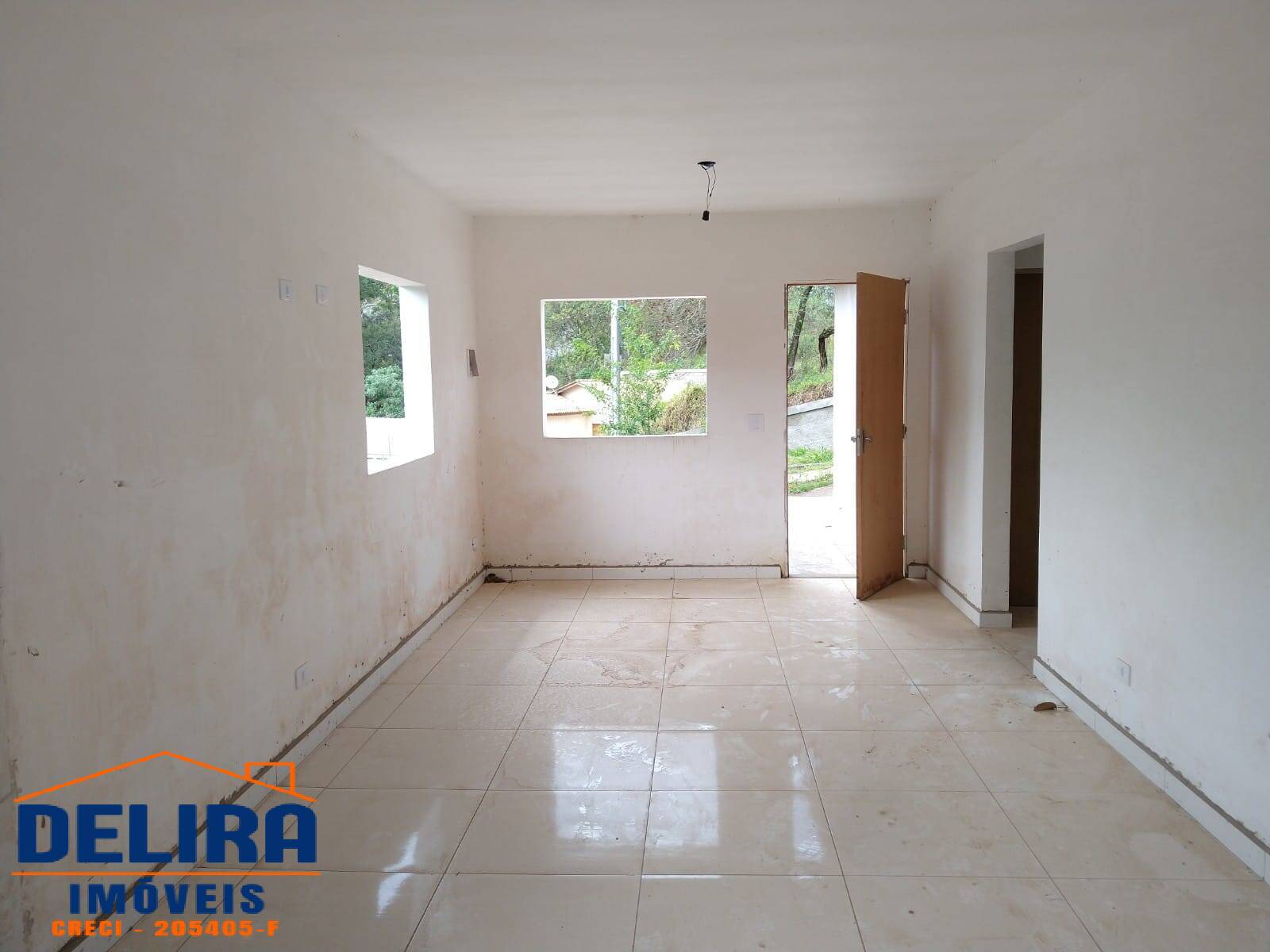 Casa à venda com 2 quartos, 62m² - Foto 12