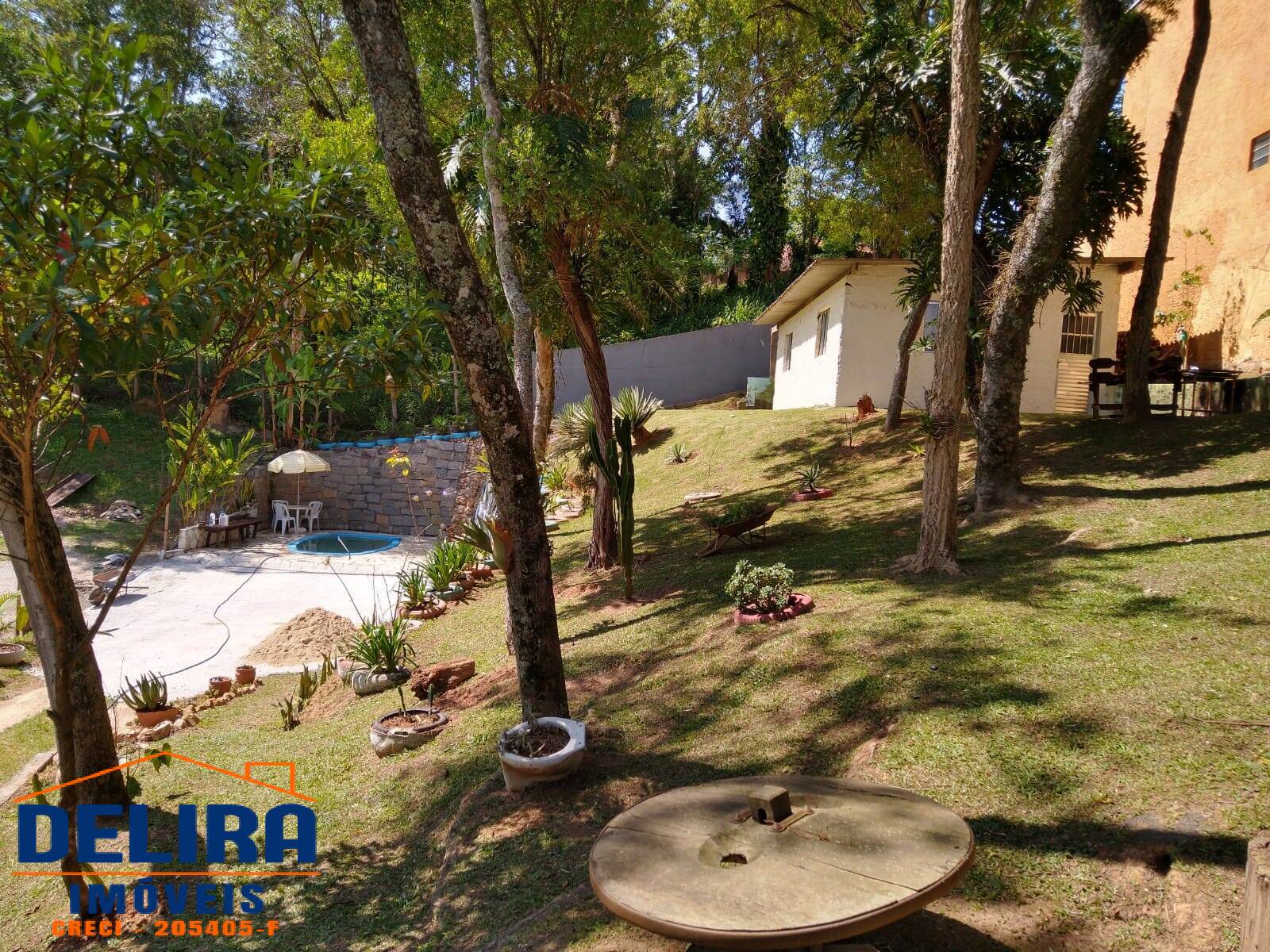 Fazenda à venda com 5 quartos, 150m² - Foto 33