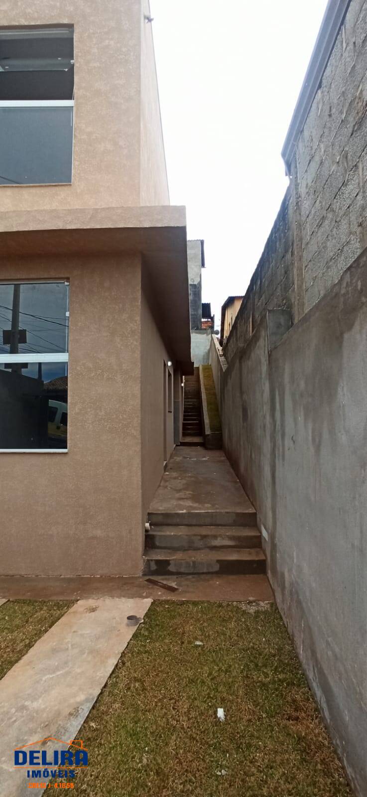 Casa à venda com 3 quartos, 95m² - Foto 5