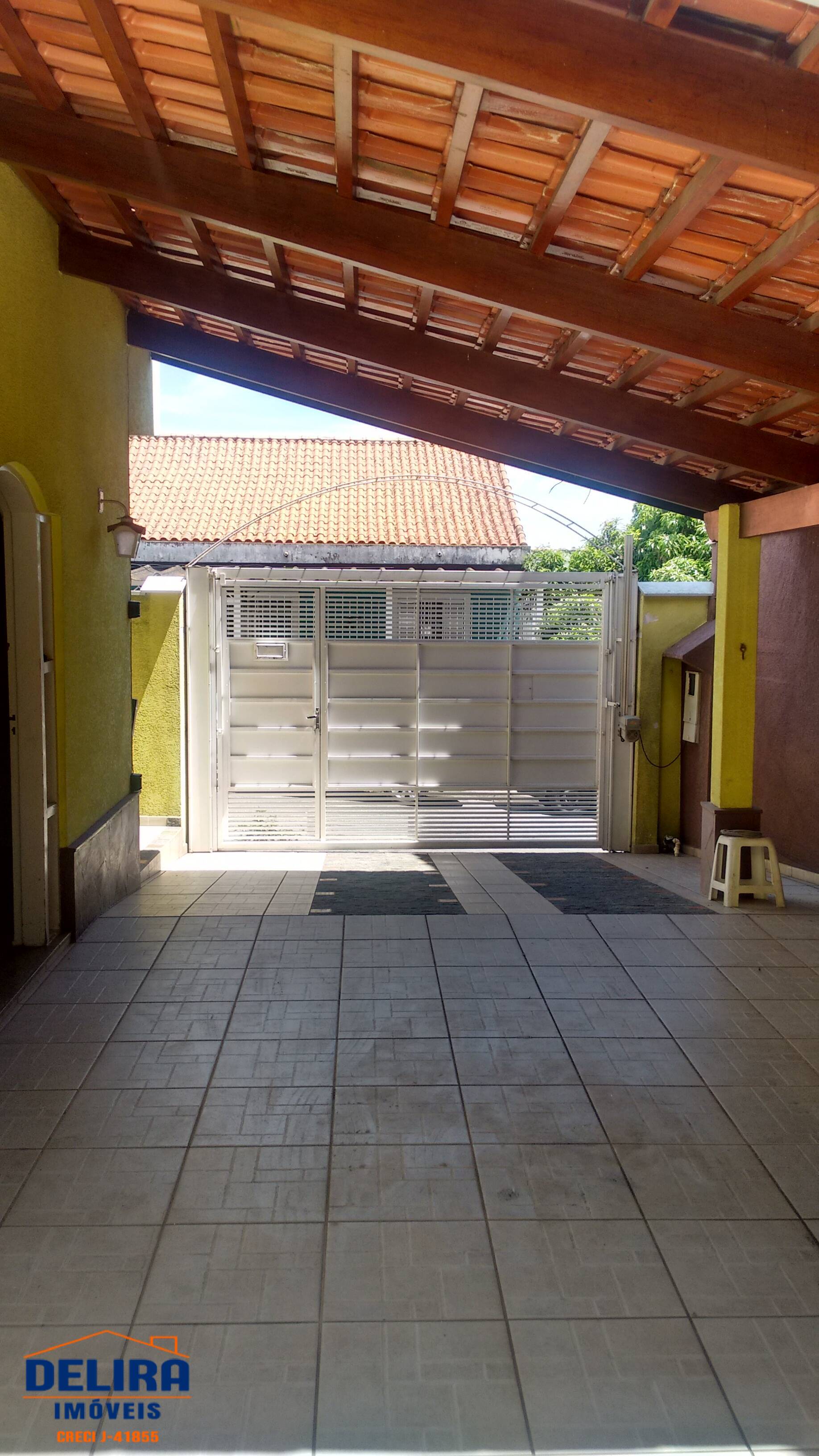 Casa à venda com 3 quartos, 160m² - Foto 4