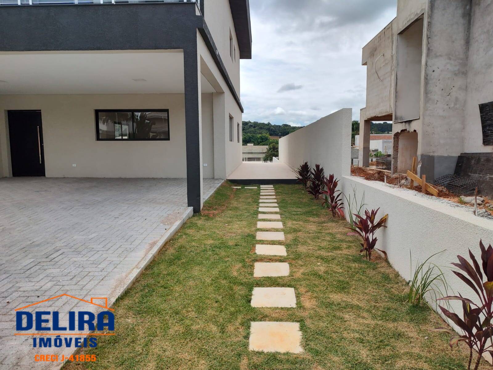 Casa à venda com 4 quartos, 264m² - Foto 10