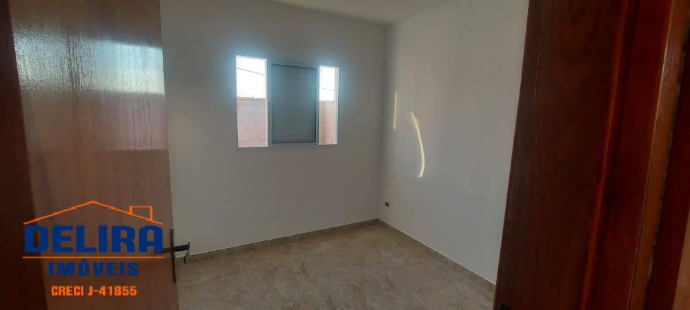 Casa à venda com 2 quartos, 90m² - Foto 12