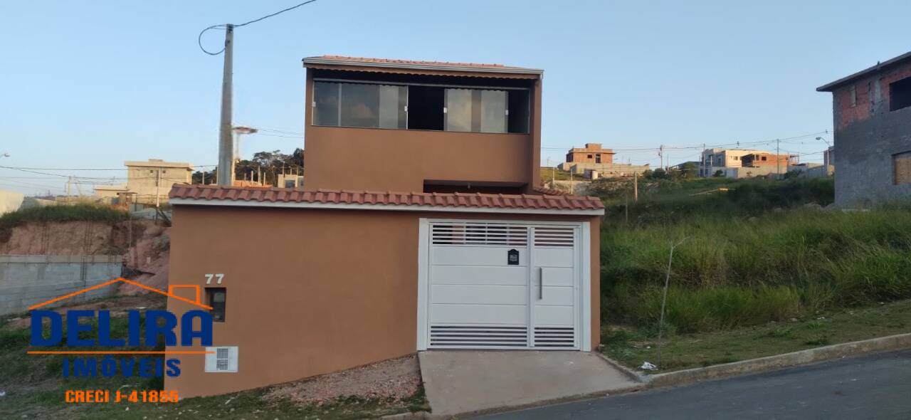 Casa à venda com 2 quartos, 90m² - Foto 1