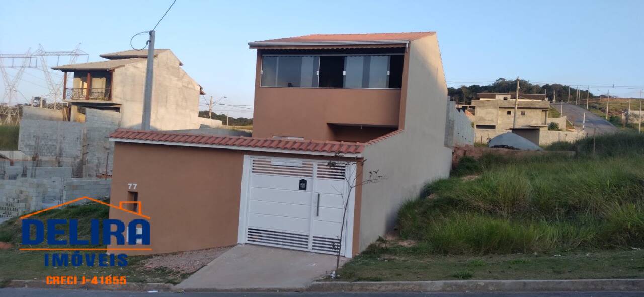 Casa à venda com 2 quartos, 90m² - Foto 2