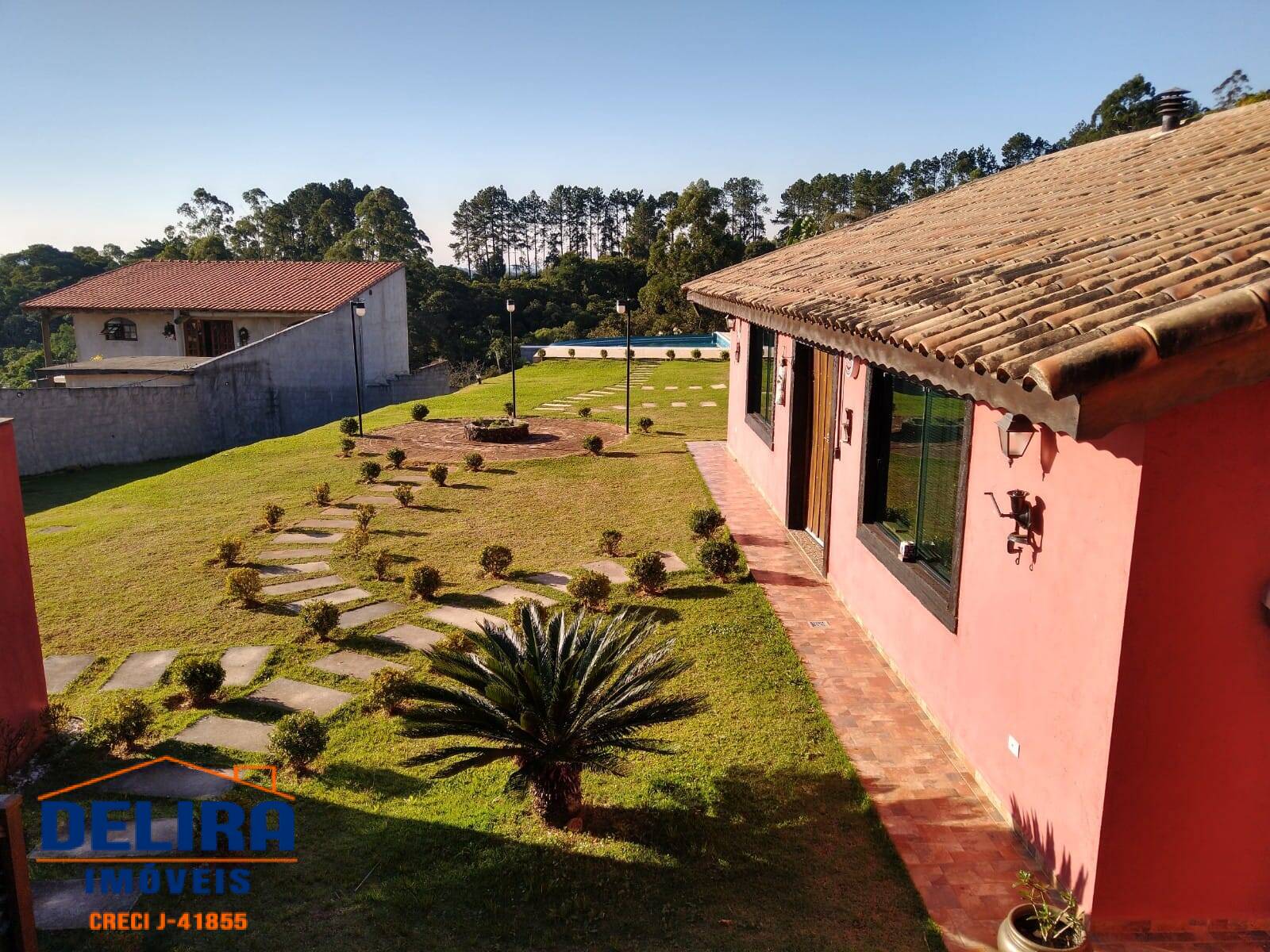 Fazenda à venda com 3 quartos, 180m² - Foto 2