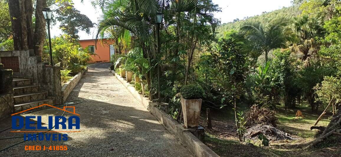 Fazenda à venda com 7 quartos, 600m² - Foto 2