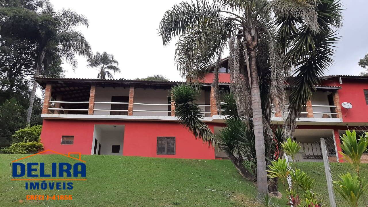 Fazenda à venda com 4 quartos, 560m² - Foto 1