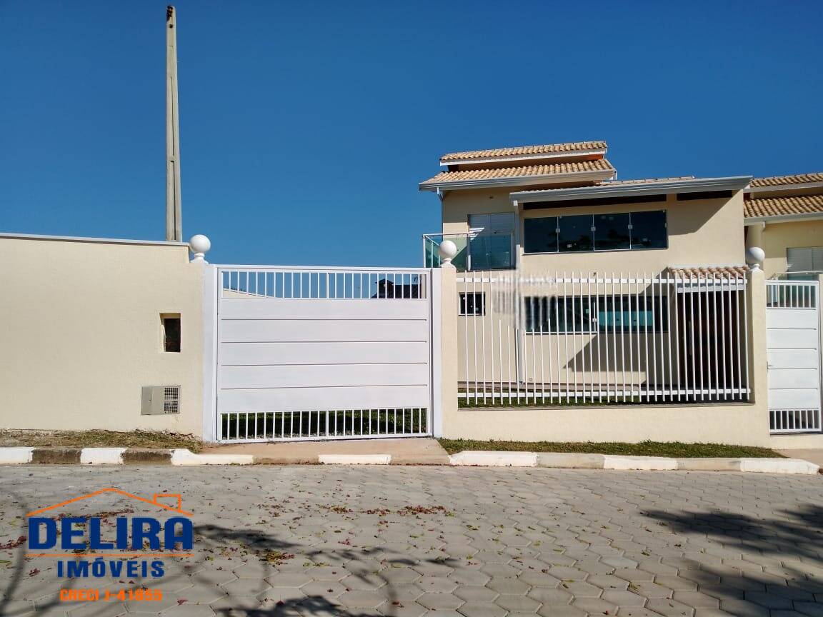 Casa à venda com 3 quartos, 120m² - Foto 1