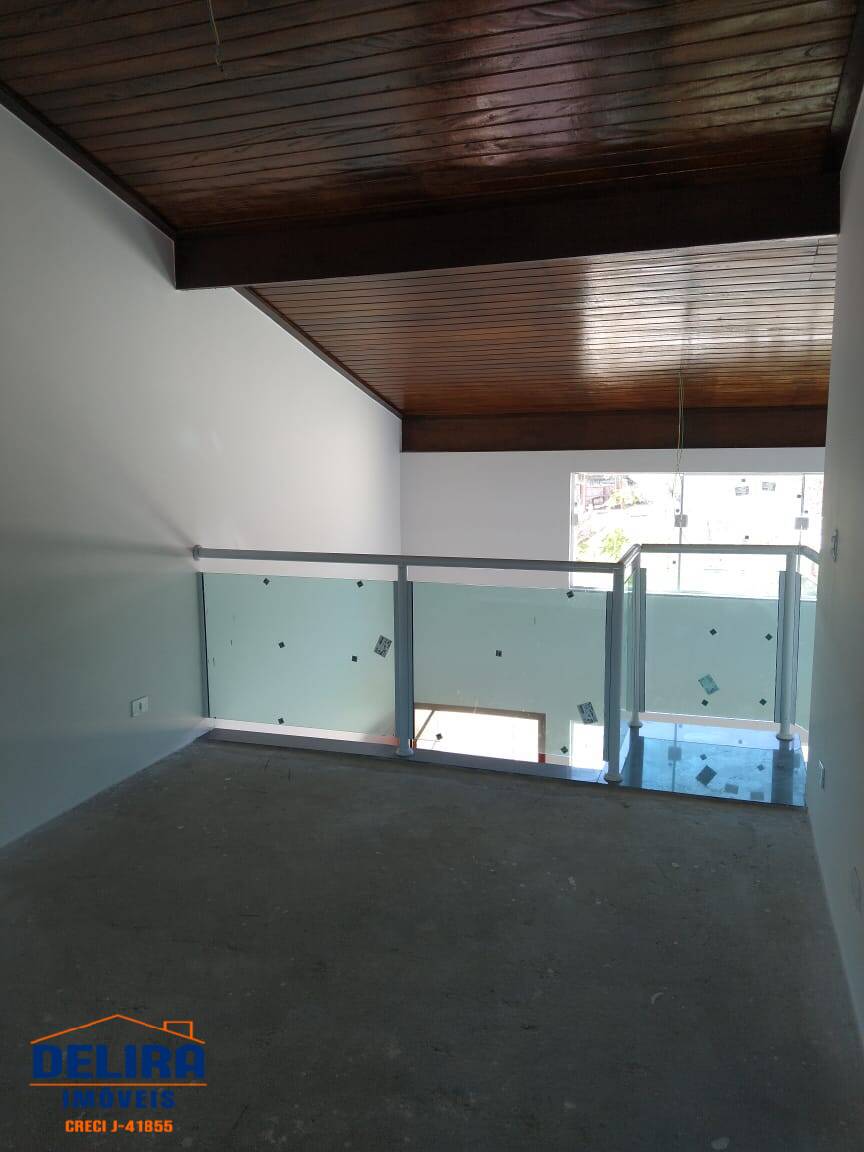 Casa à venda com 3 quartos, 120m² - Foto 15