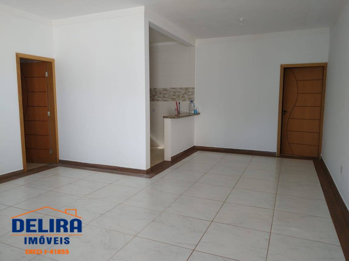 Casa à venda com 2 quartos, 60m² - Foto 18