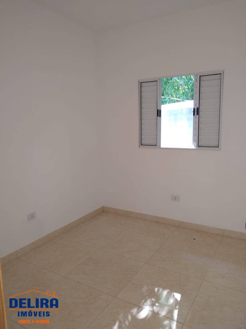 Casa à venda com 2 quartos, 60m² - Foto 17