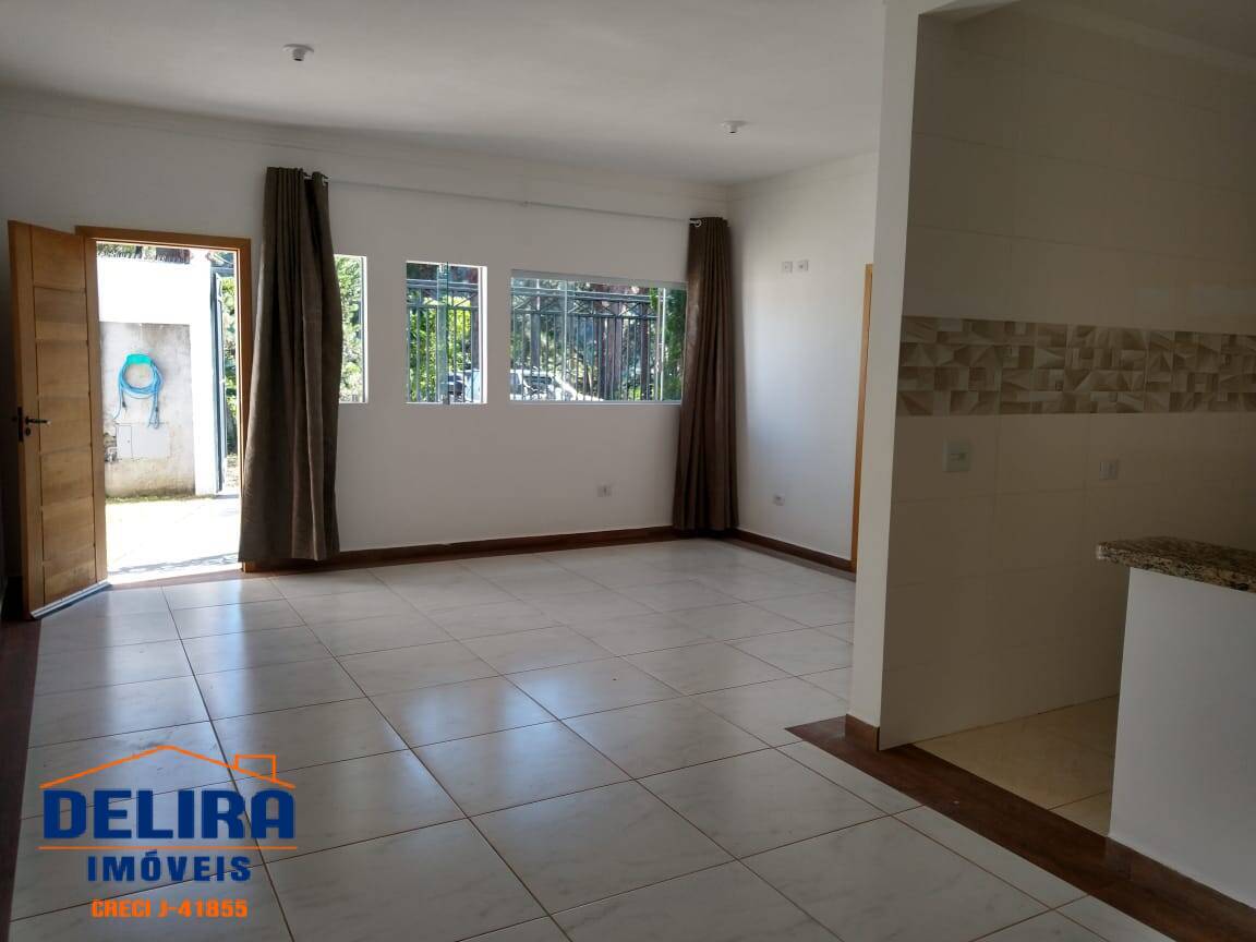 Casa à venda com 2 quartos, 60m² - Foto 13