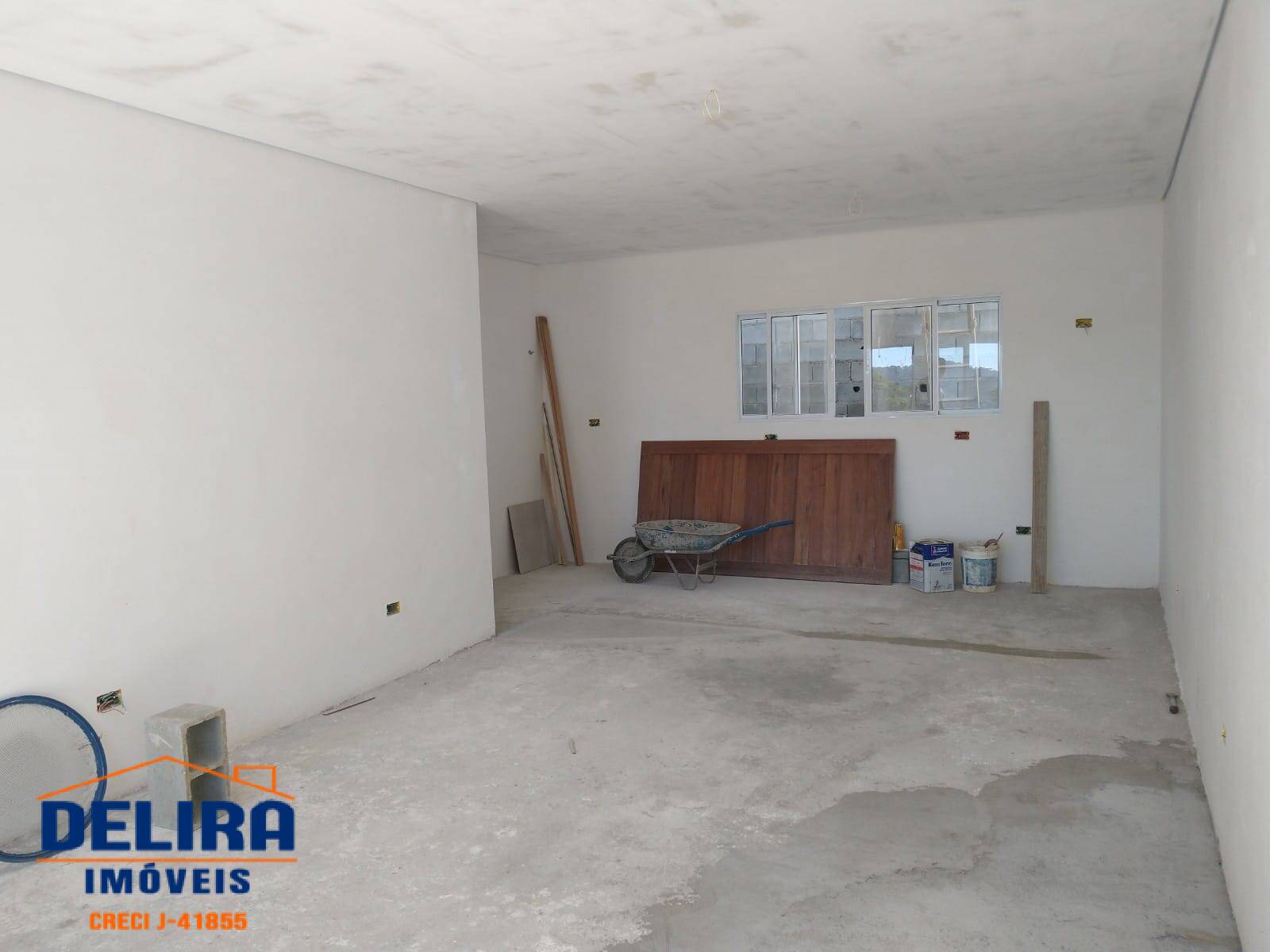 Casa à venda com 2 quartos, 98m² - Foto 4