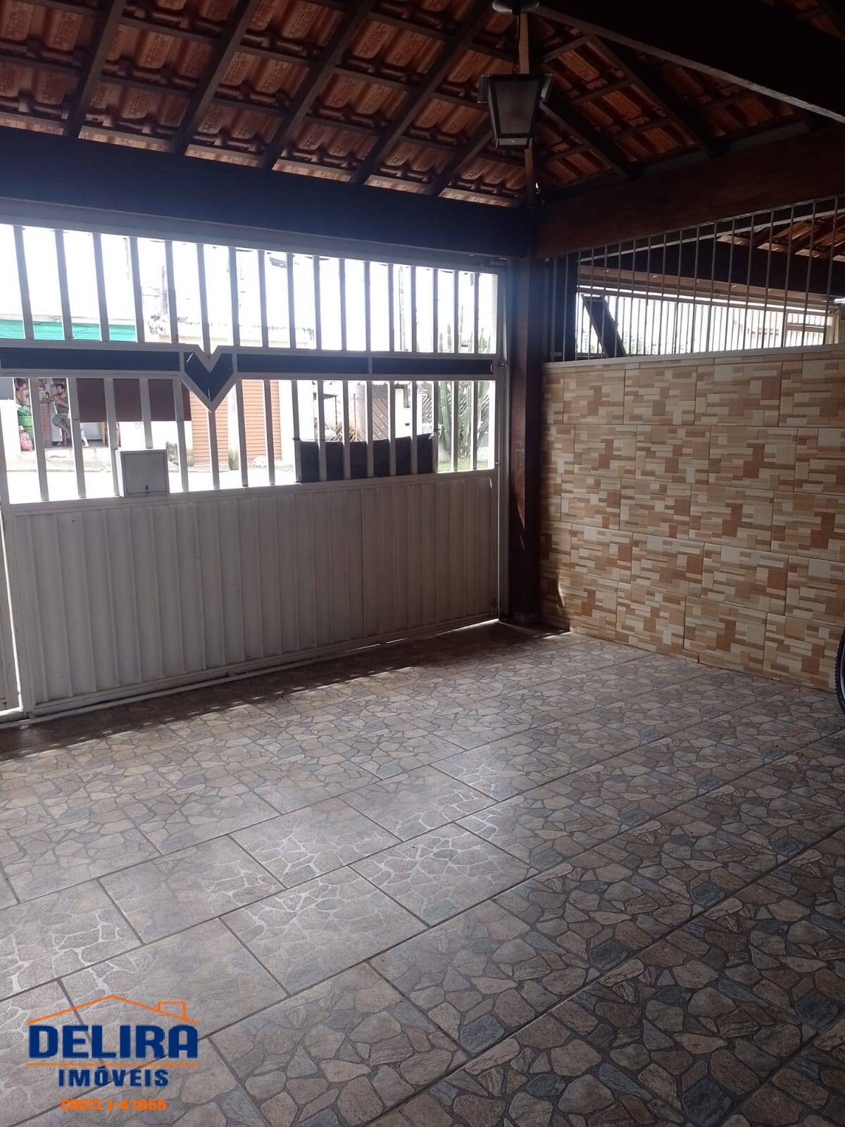 Casa à venda com 2 quartos, 150m² - Foto 2