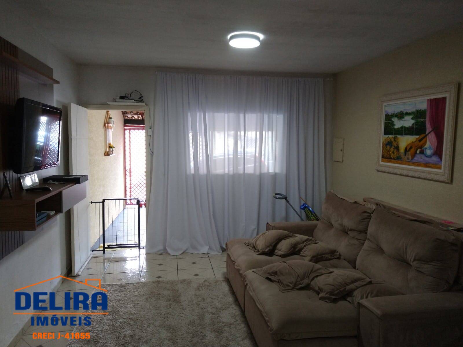 Casa à venda com 2 quartos, 93m² - Foto 2