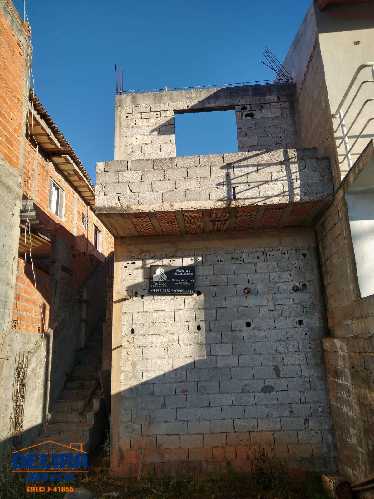 Casa à venda com 2 quartos, 65m² - Foto 2