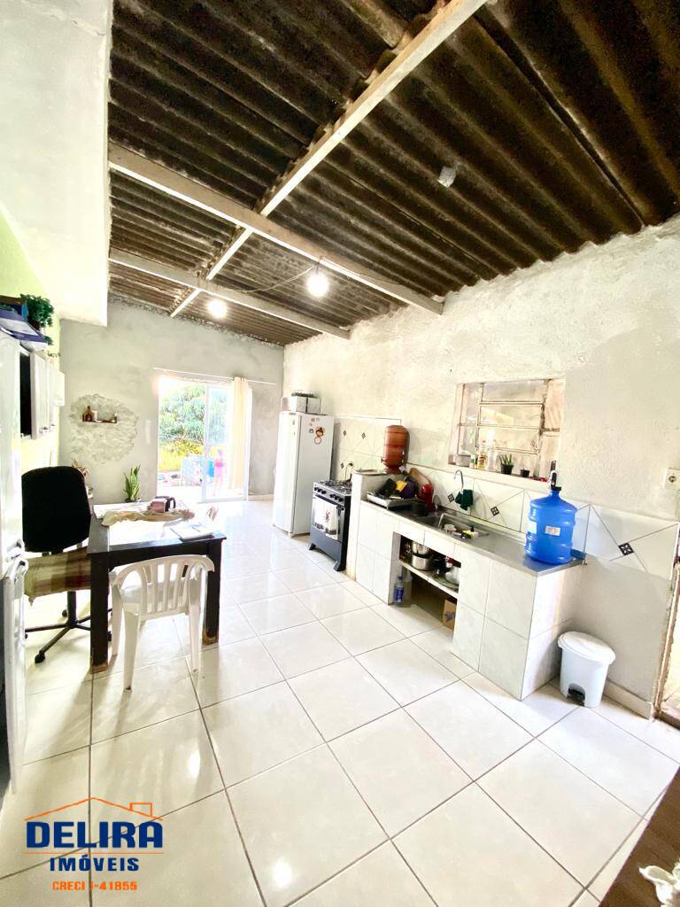 Casa à venda com 3 quartos, 90m² - Foto 8