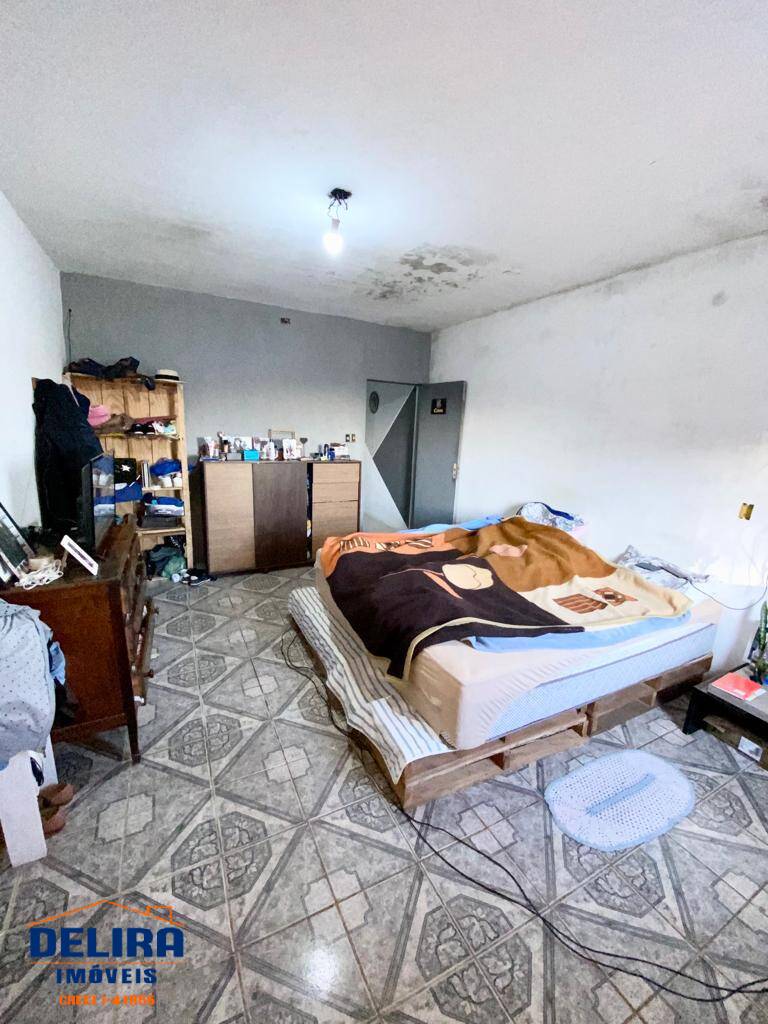 Casa à venda com 3 quartos, 90m² - Foto 12