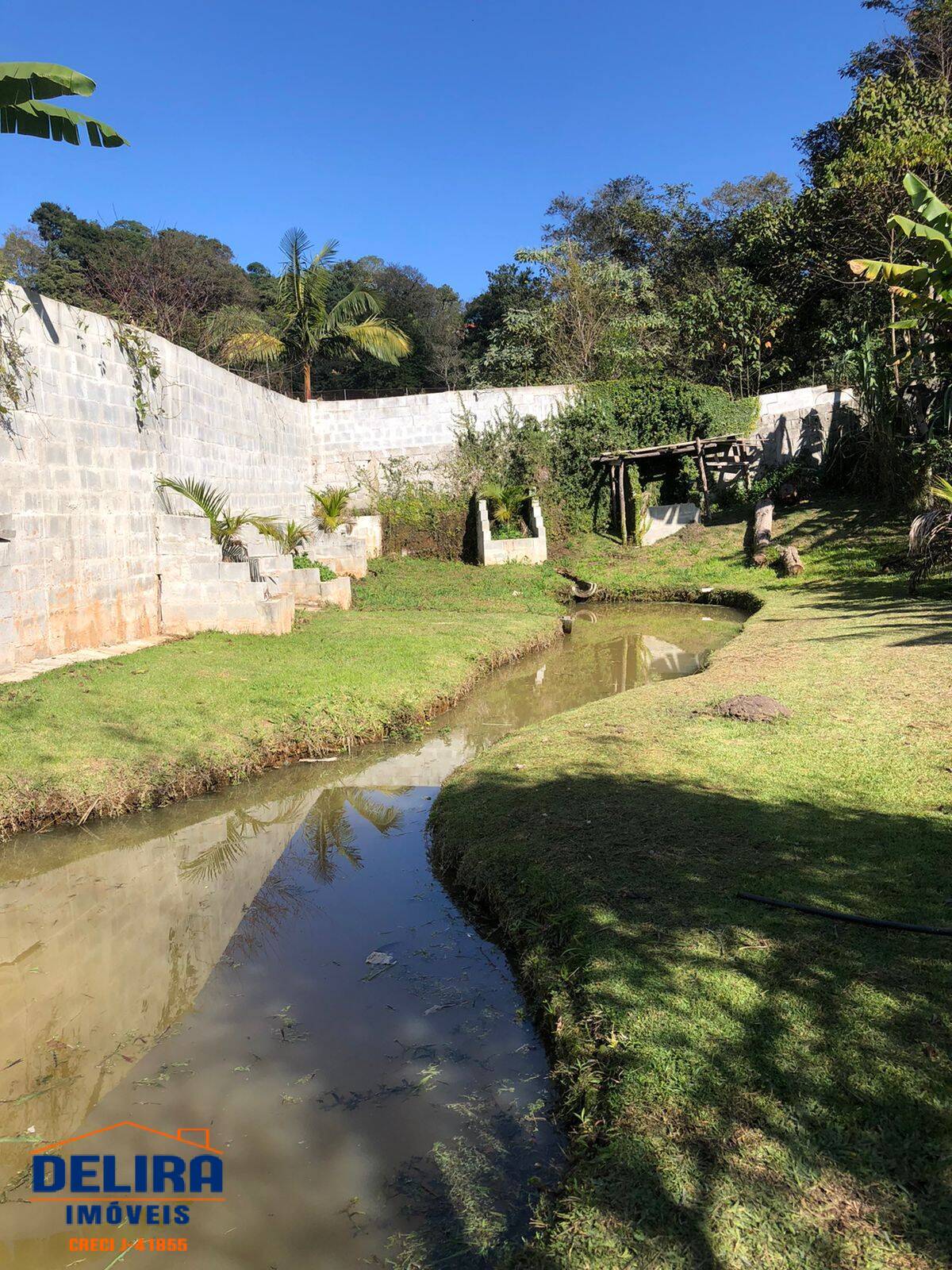 Fazenda à venda com 5 quartos, 15000m² - Foto 9