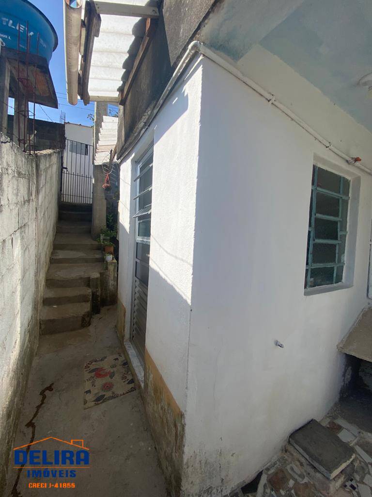 Casa à venda com 3 quartos, 100m² - Foto 6