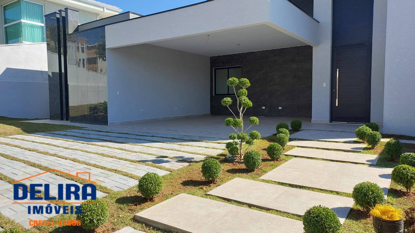 Casa à venda com 3 quartos, 220m² - Foto 4