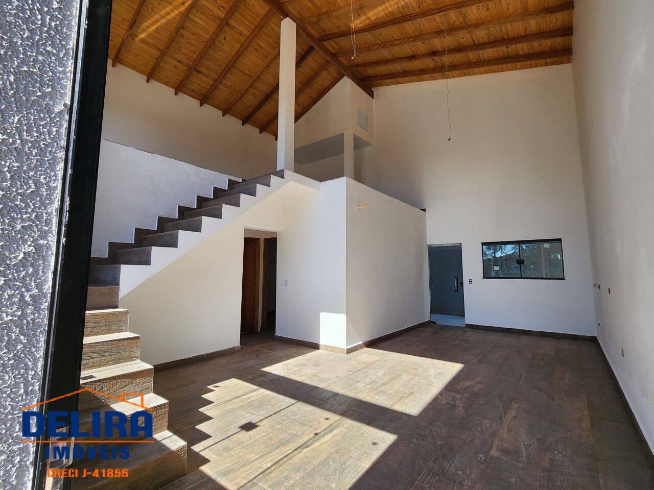 Casa à venda com 2 quartos, 115m² - Foto 3