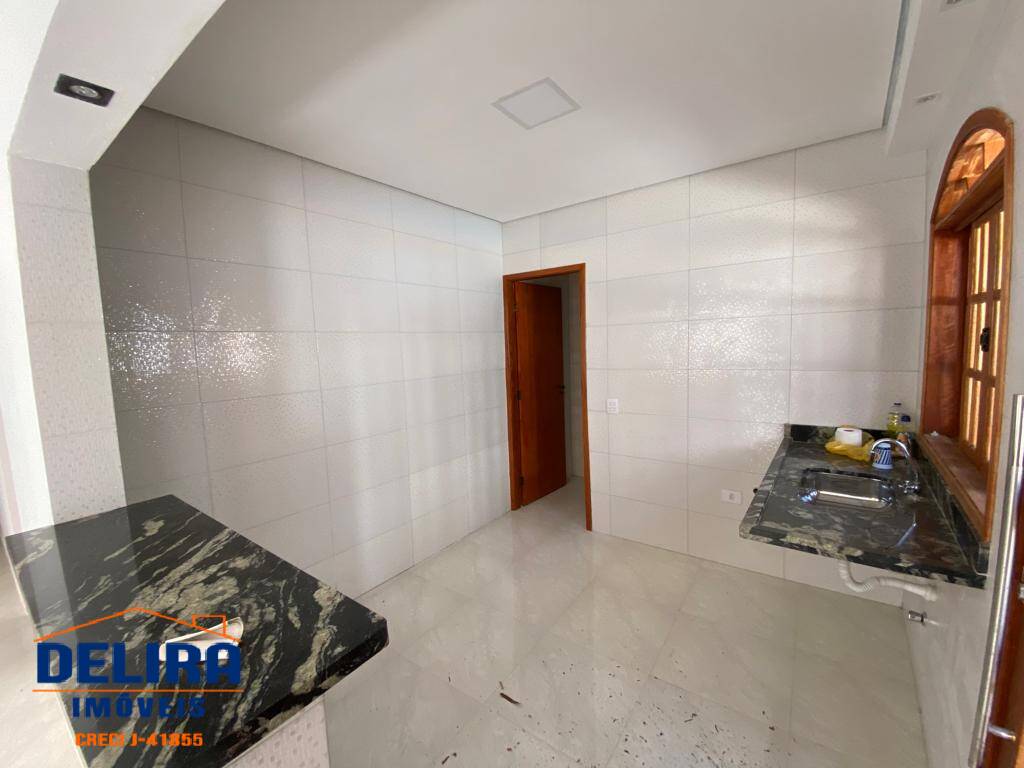 Casa à venda com 3 quartos, 110m² - Foto 13