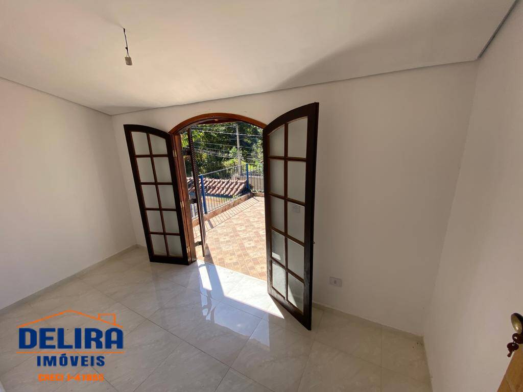 Casa à venda com 3 quartos, 110m² - Foto 17