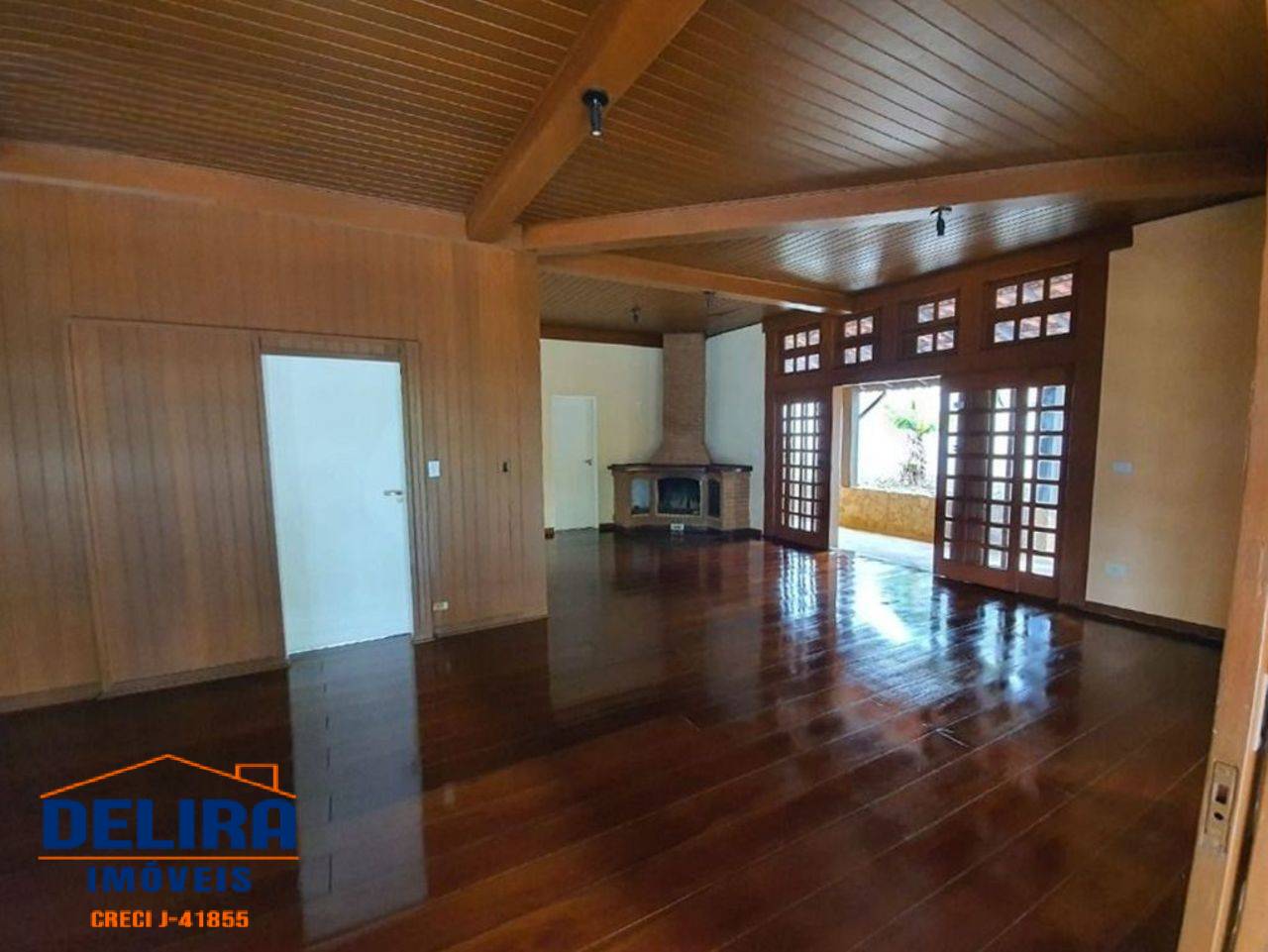 Casa à venda com 3 quartos, 300m² - Foto 9