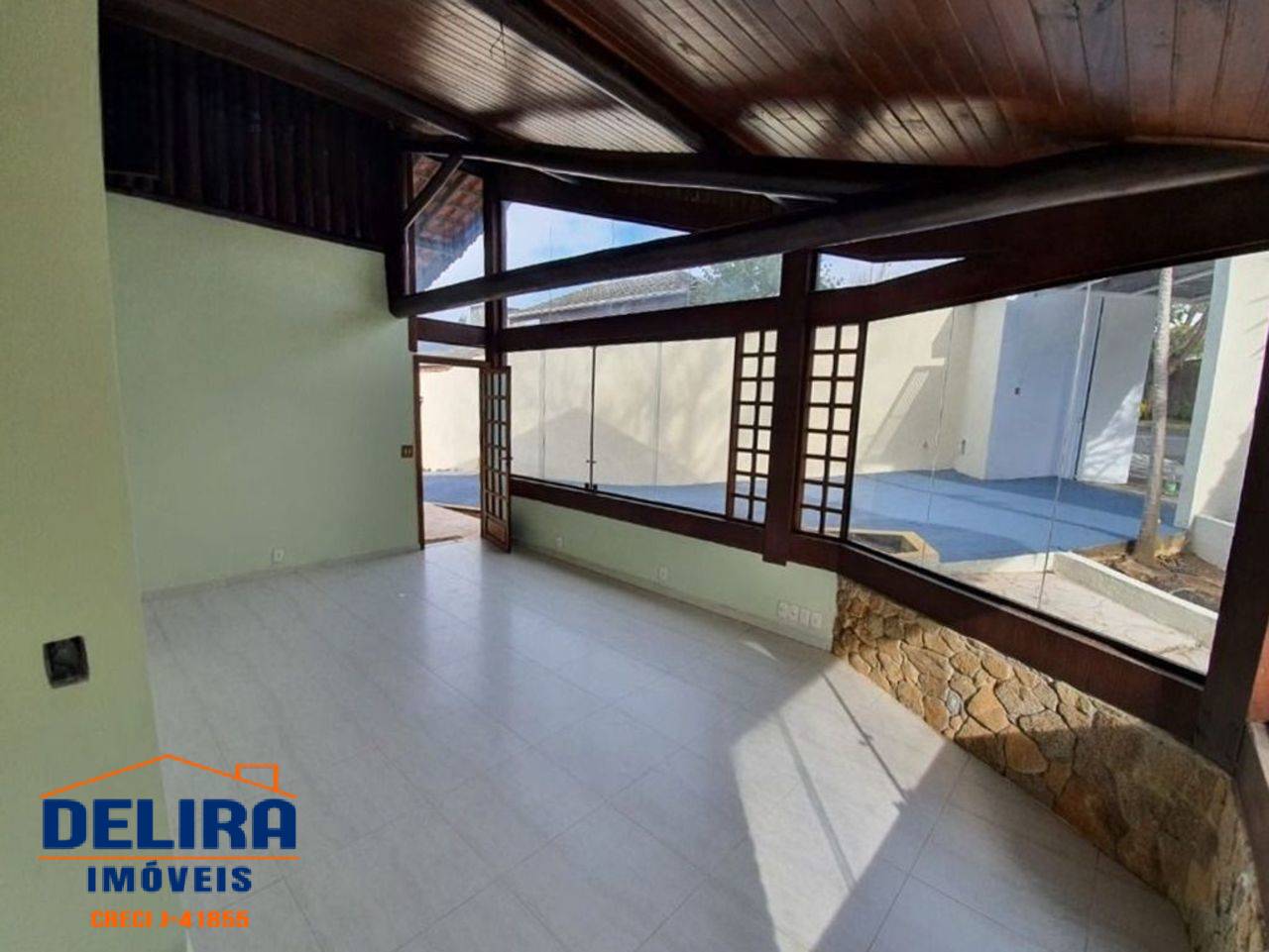 Casa à venda com 3 quartos, 300m² - Foto 16