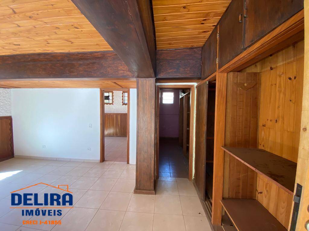 Casa à venda com 3 quartos, 300m² - Foto 30