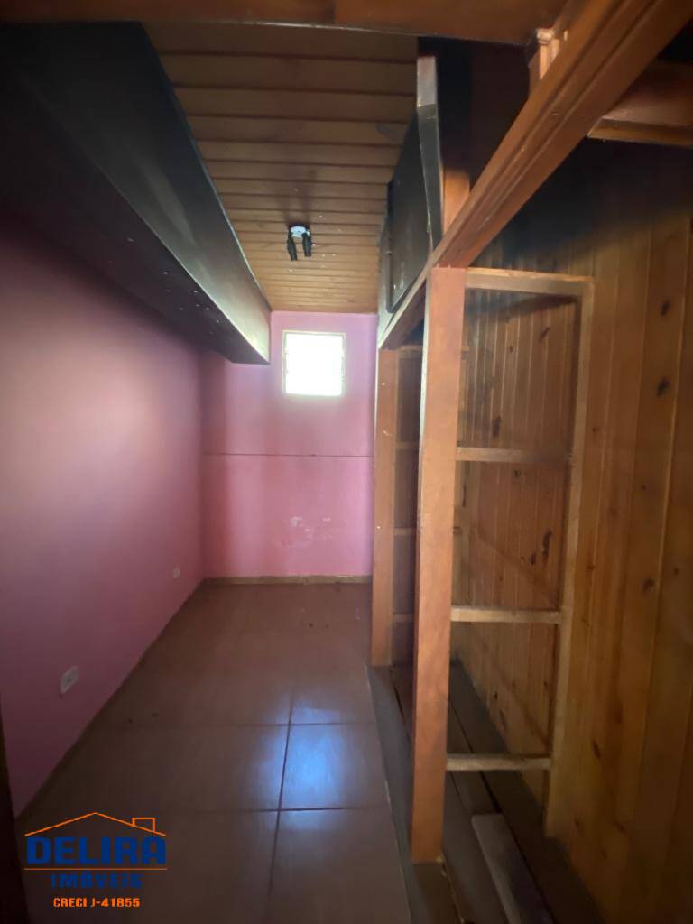 Casa à venda com 3 quartos, 300m² - Foto 32