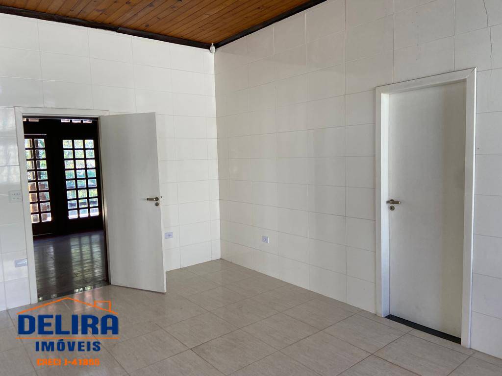 Casa à venda com 3 quartos, 300m² - Foto 35