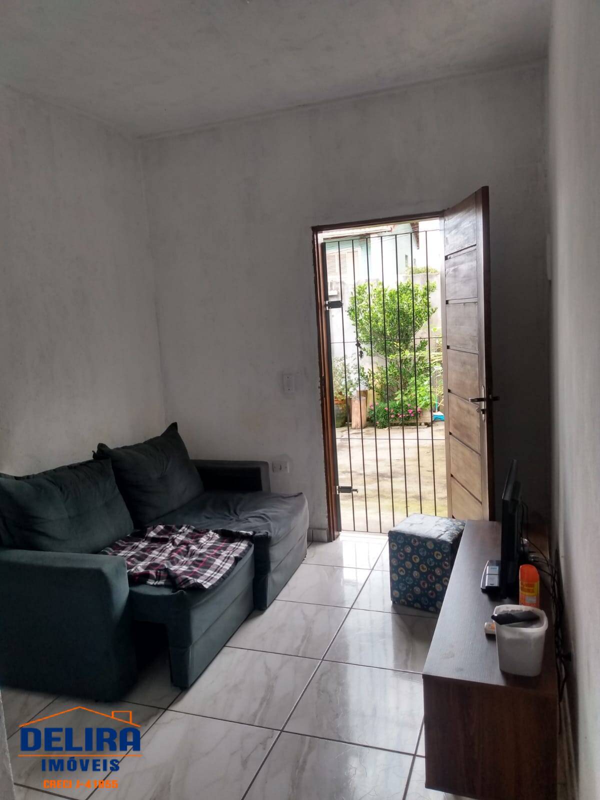 Casa à venda com 3 quartos, 120m² - Foto 4