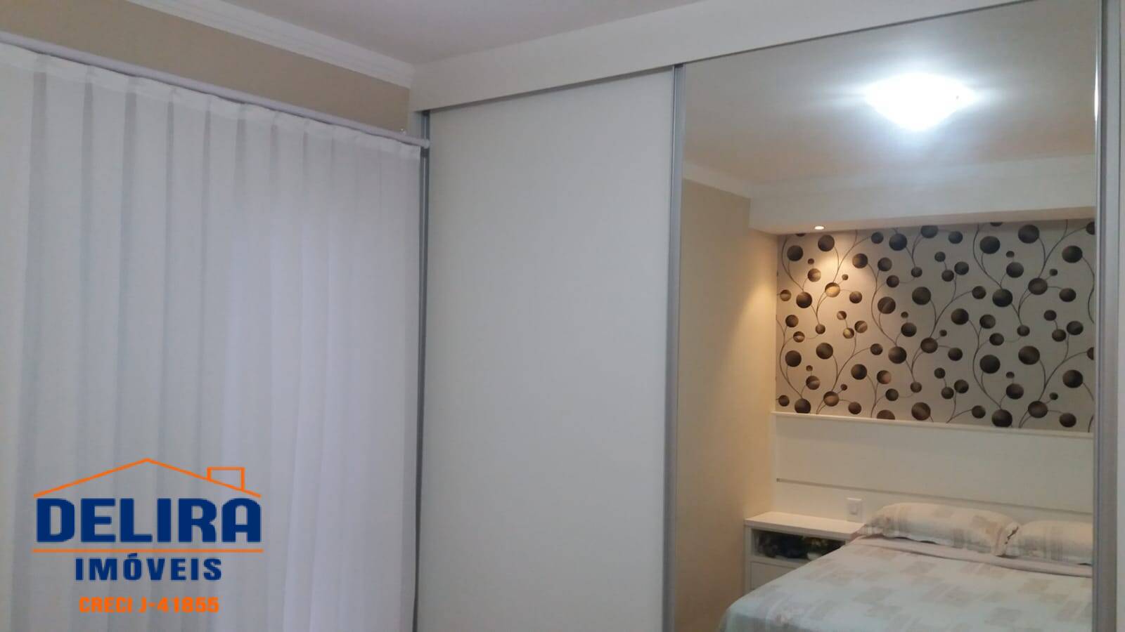 Apartamento à venda com 2 quartos, 75m² - Foto 13