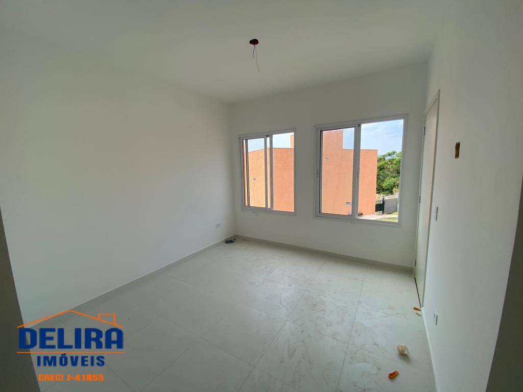 Casa à venda com 3 quartos, 78m² - Foto 14