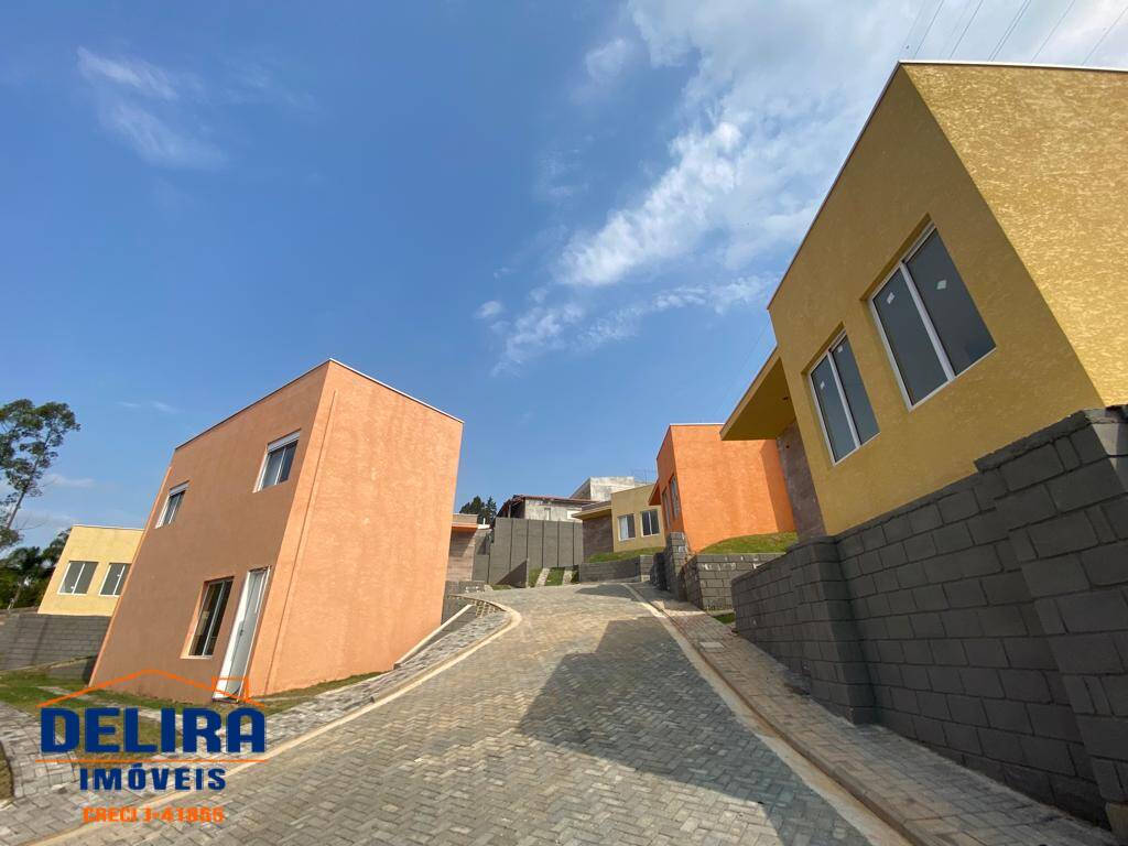 Casa à venda com 2 quartos, 78m² - Foto 4