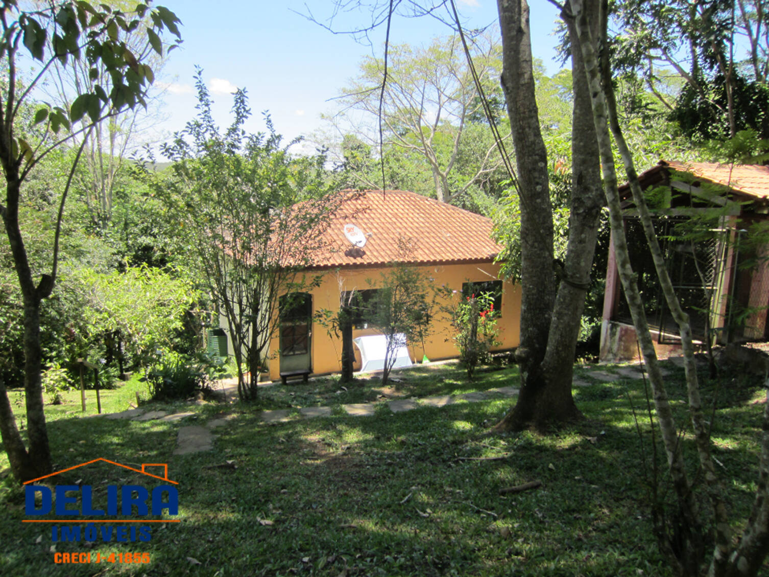 Fazenda à venda com 7 quartos, 1000m² - Foto 4