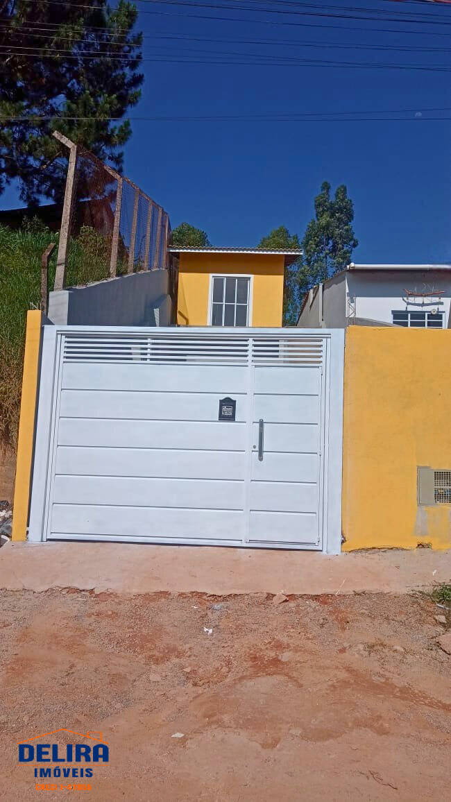 Casa à venda com 3 quartos, 90m² - Foto 2