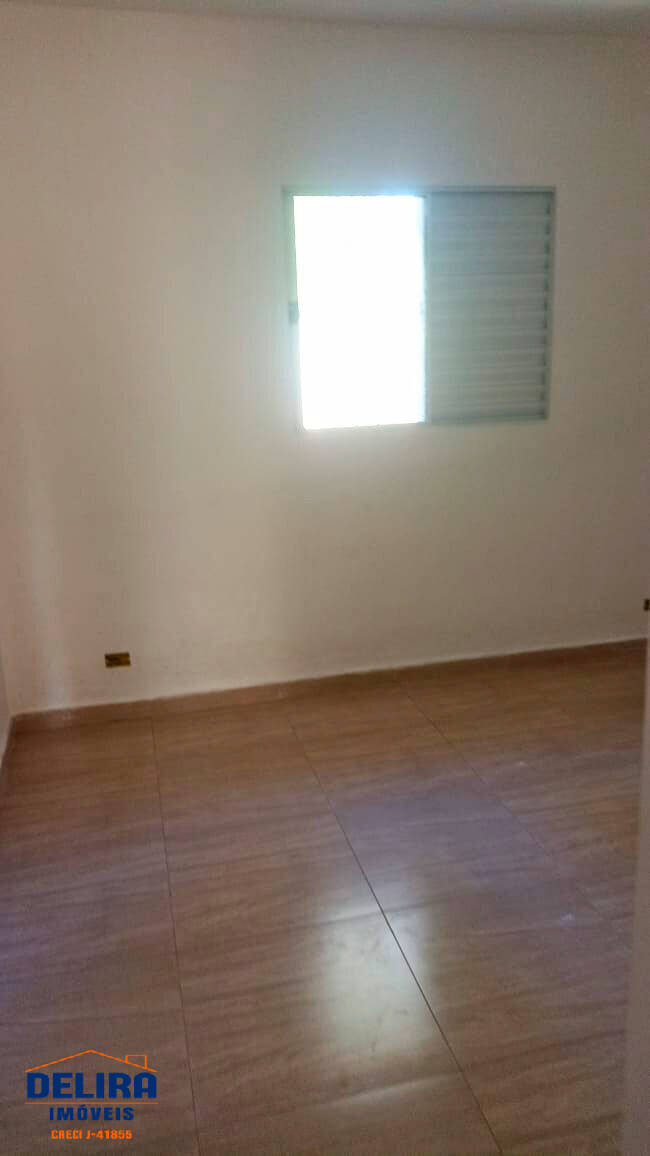 Casa à venda com 3 quartos, 90m² - Foto 8