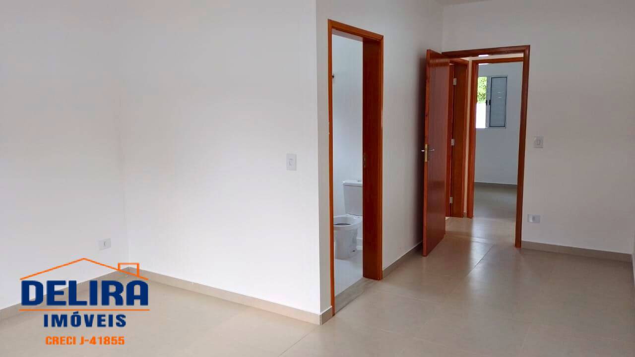 Casa à venda com 3 quartos, 90m² - Foto 8