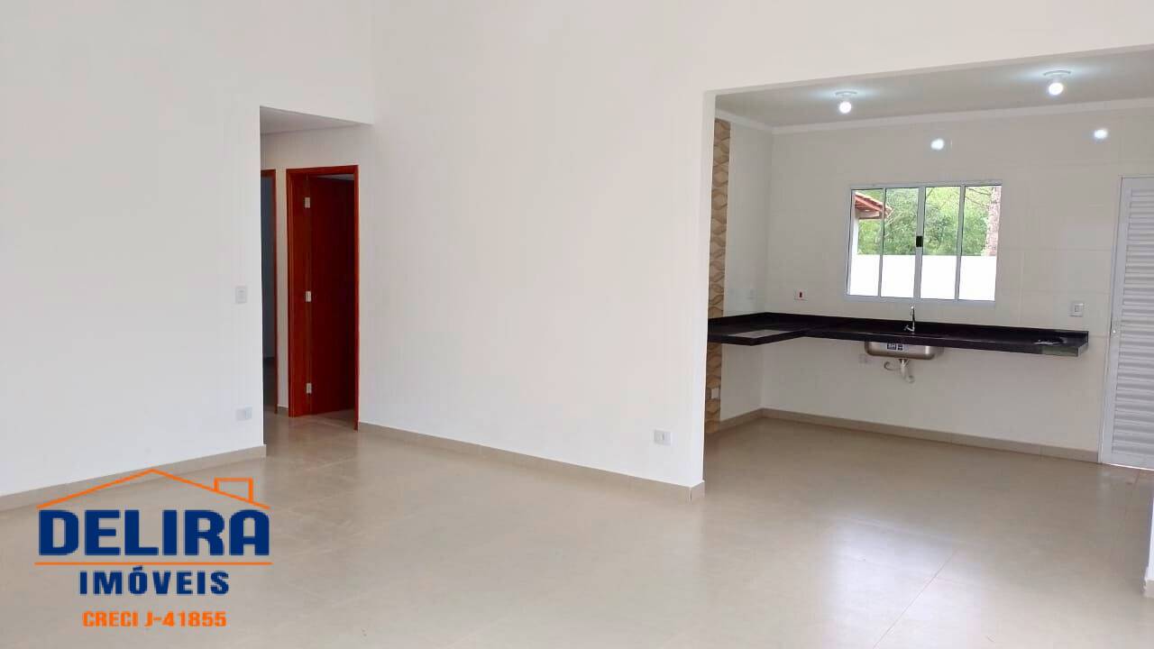 Casa à venda com 3 quartos, 90m² - Foto 7