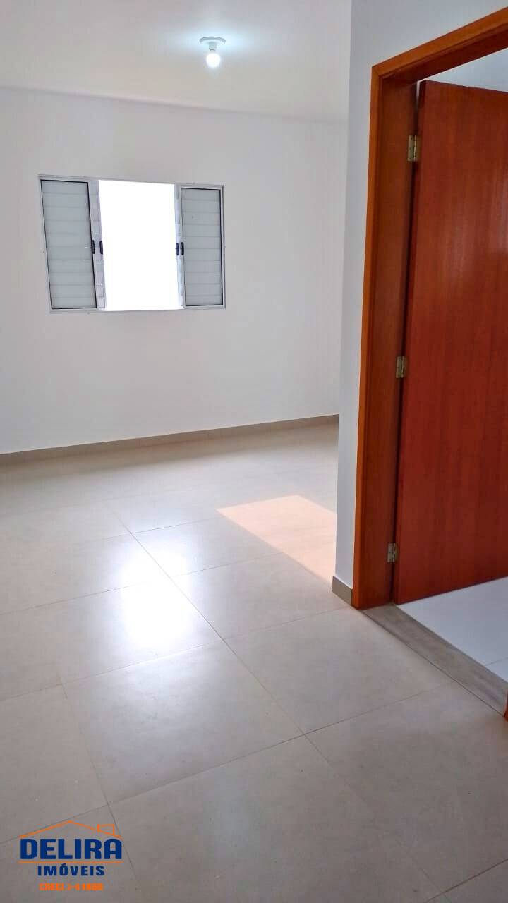 Casa à venda com 3 quartos, 90m² - Foto 5