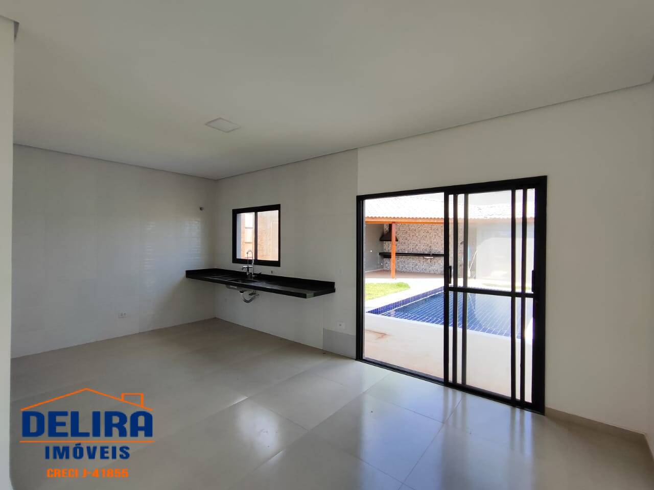 Casa à venda com 3 quartos, 122m² - Foto 14