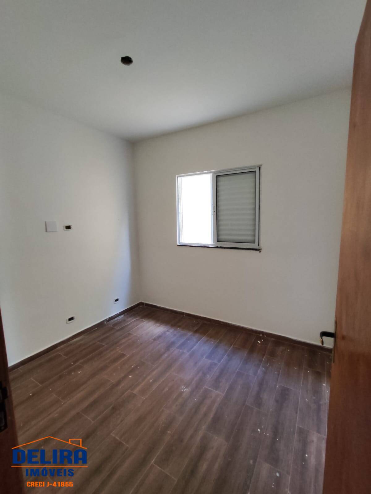 Casa à venda com 3 quartos, 105m² - Foto 18