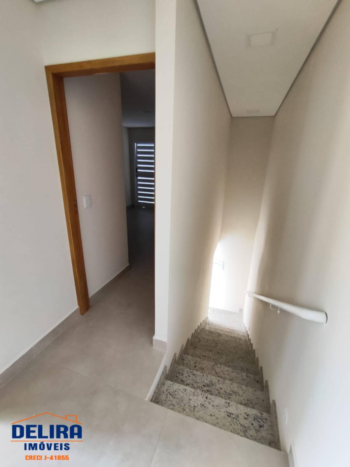 Casa à venda com 3 quartos, 111m² - Foto 15