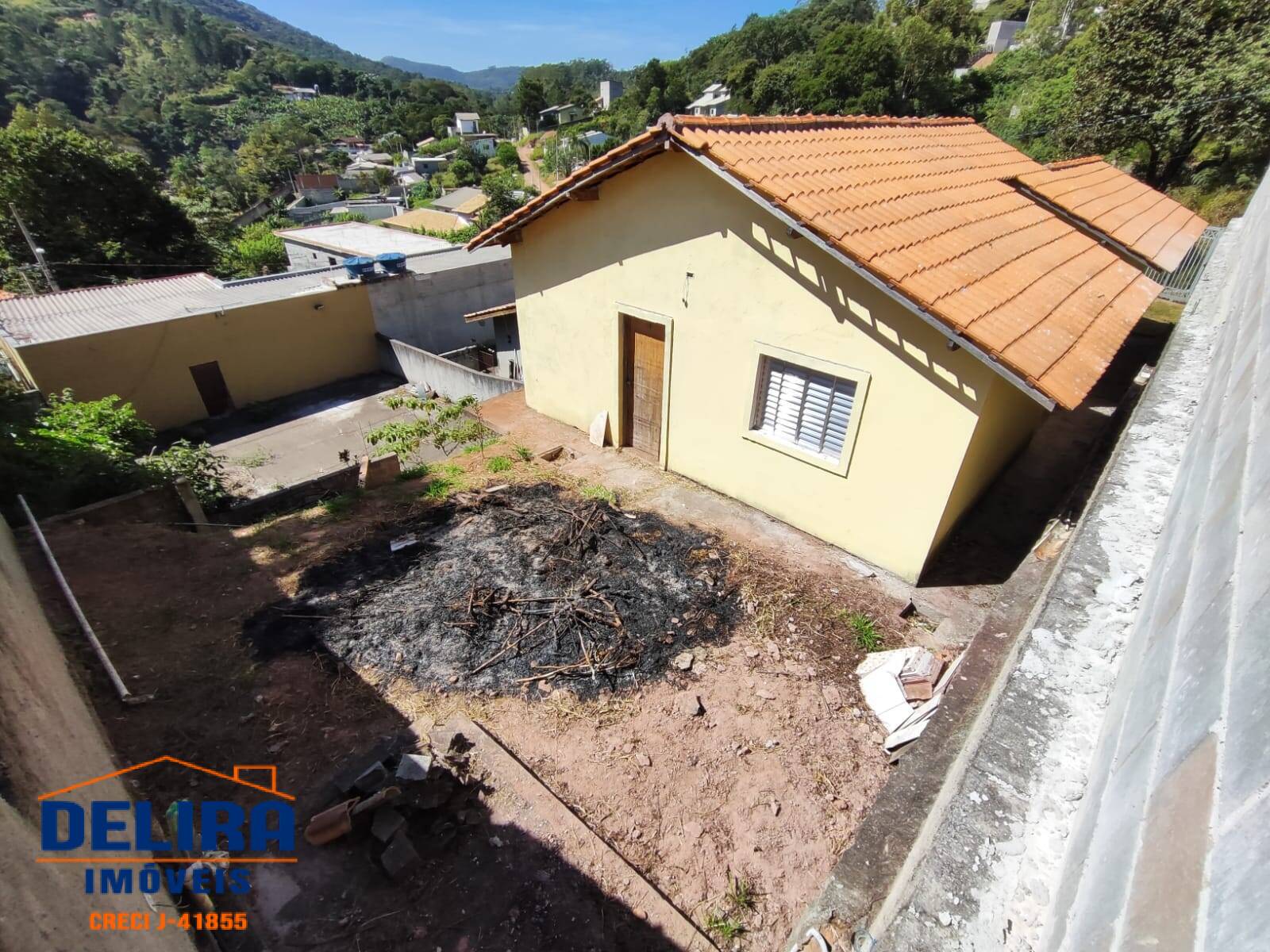 Casa à venda com 2 quartos, 62m² - Foto 5